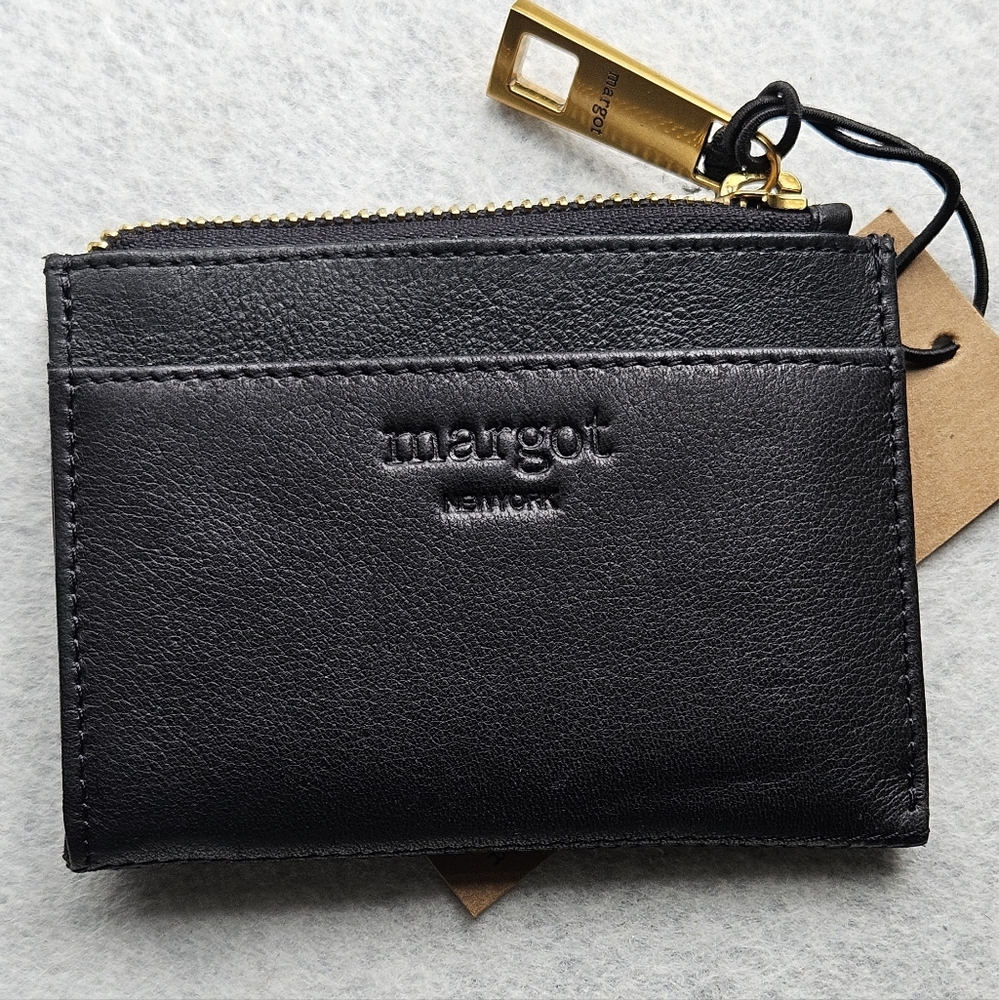 Margot New York Emmy Card Holder